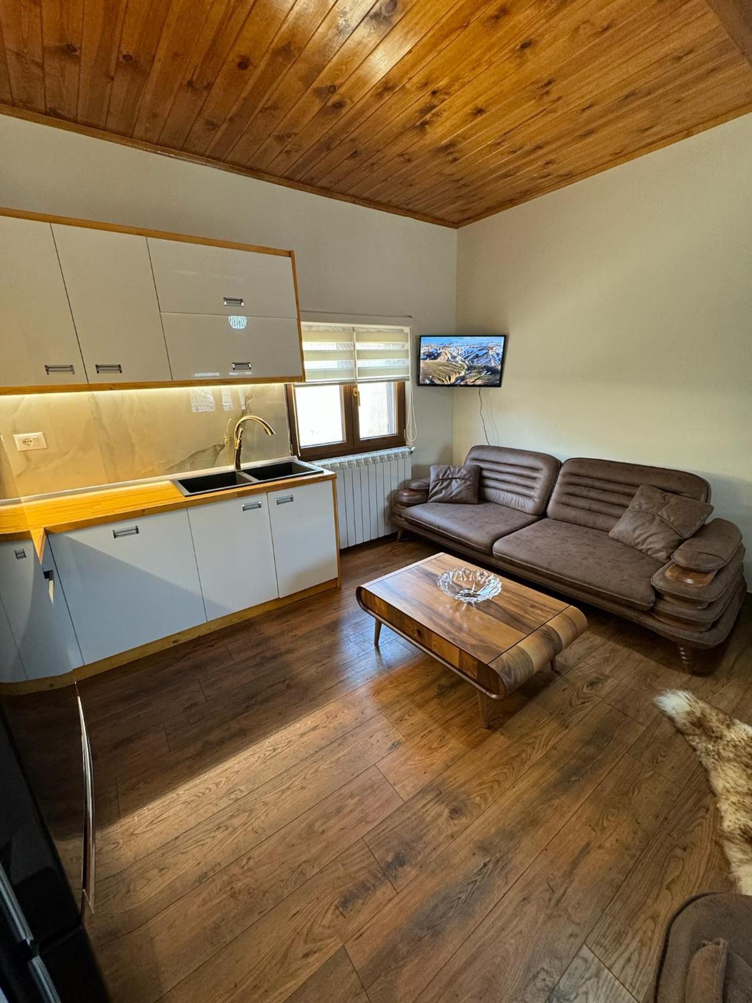 Villa Sana Rooms Përmet Zewnętrze zdjęcie