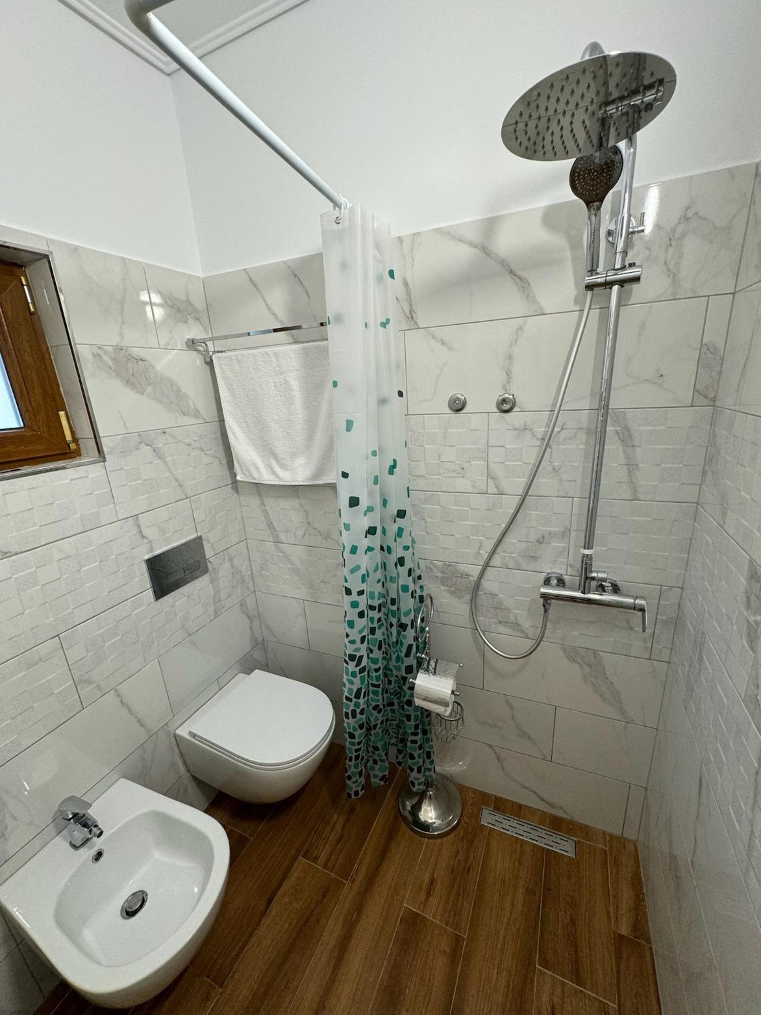 Villa Sana Rooms Përmet Zewnętrze zdjęcie